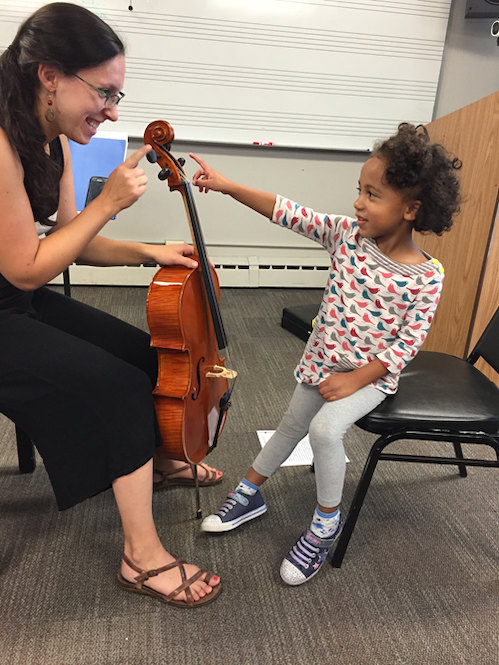 Veronica Kolegas teaching private cello lesson to young student in Chicago